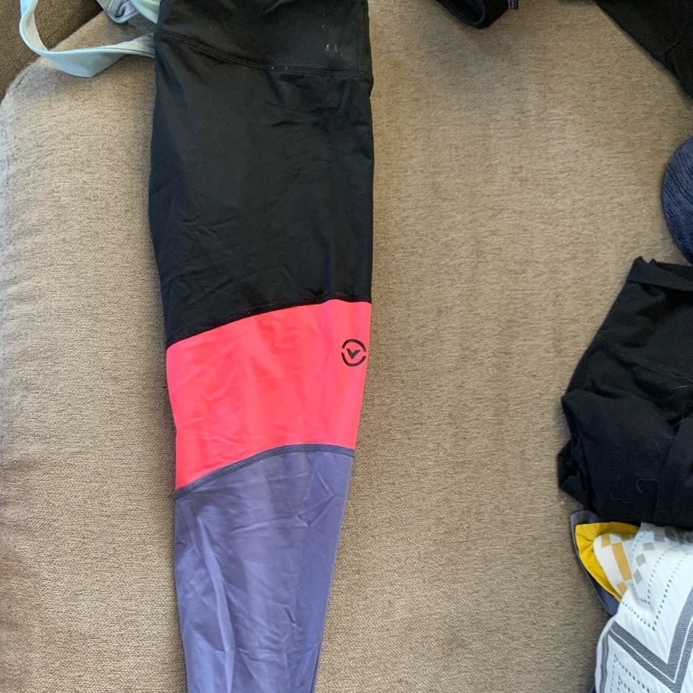 Virus leggings
